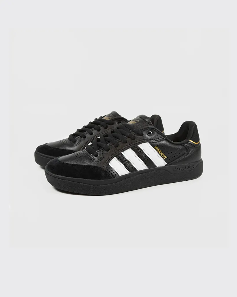 Adidas Tyshawn Low Shoe - Black/White