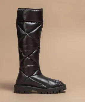 AMATERASU Quilted Nylon boot Black