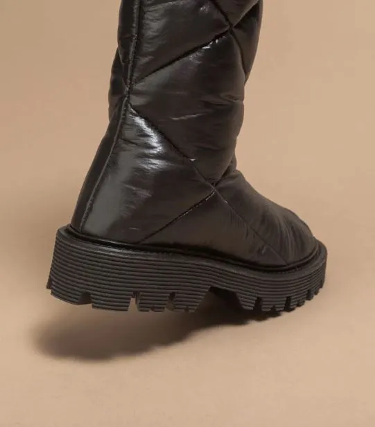 AMATERASU Quilted Nylon boot Black