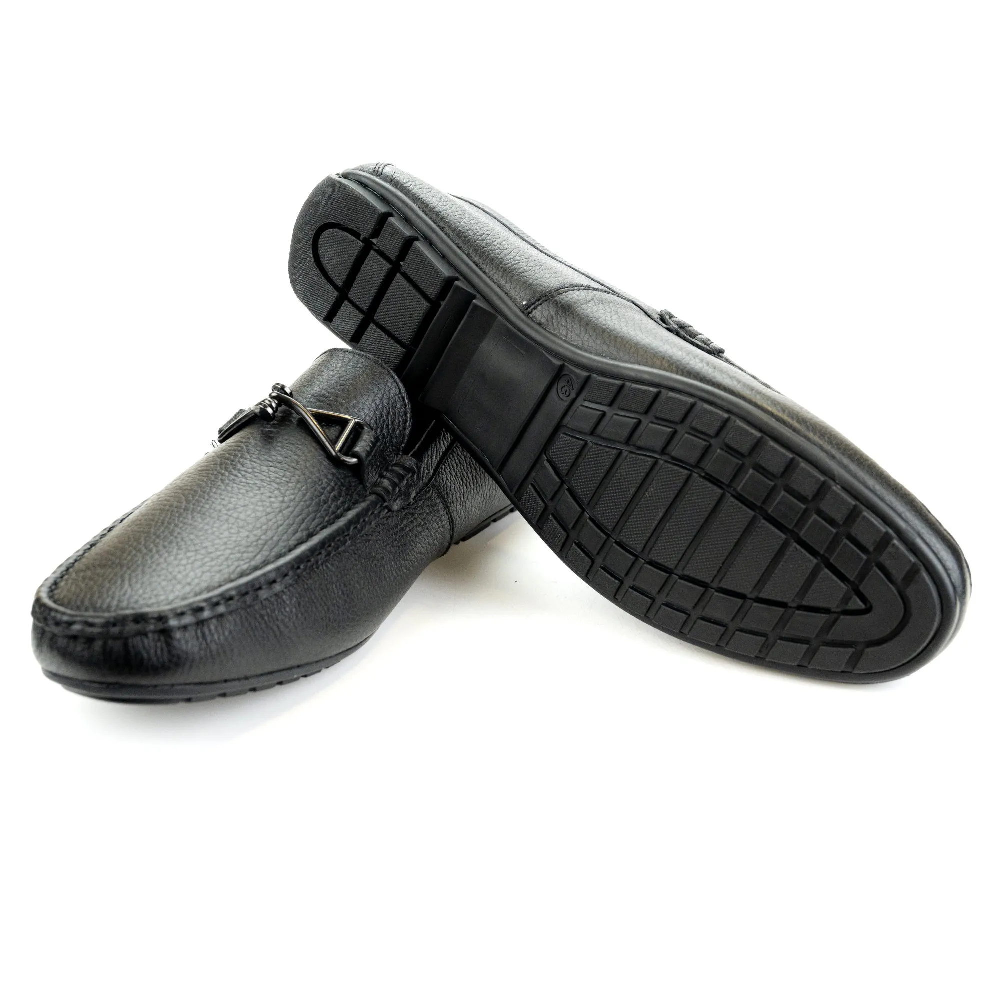 Black Clipped Moccasin