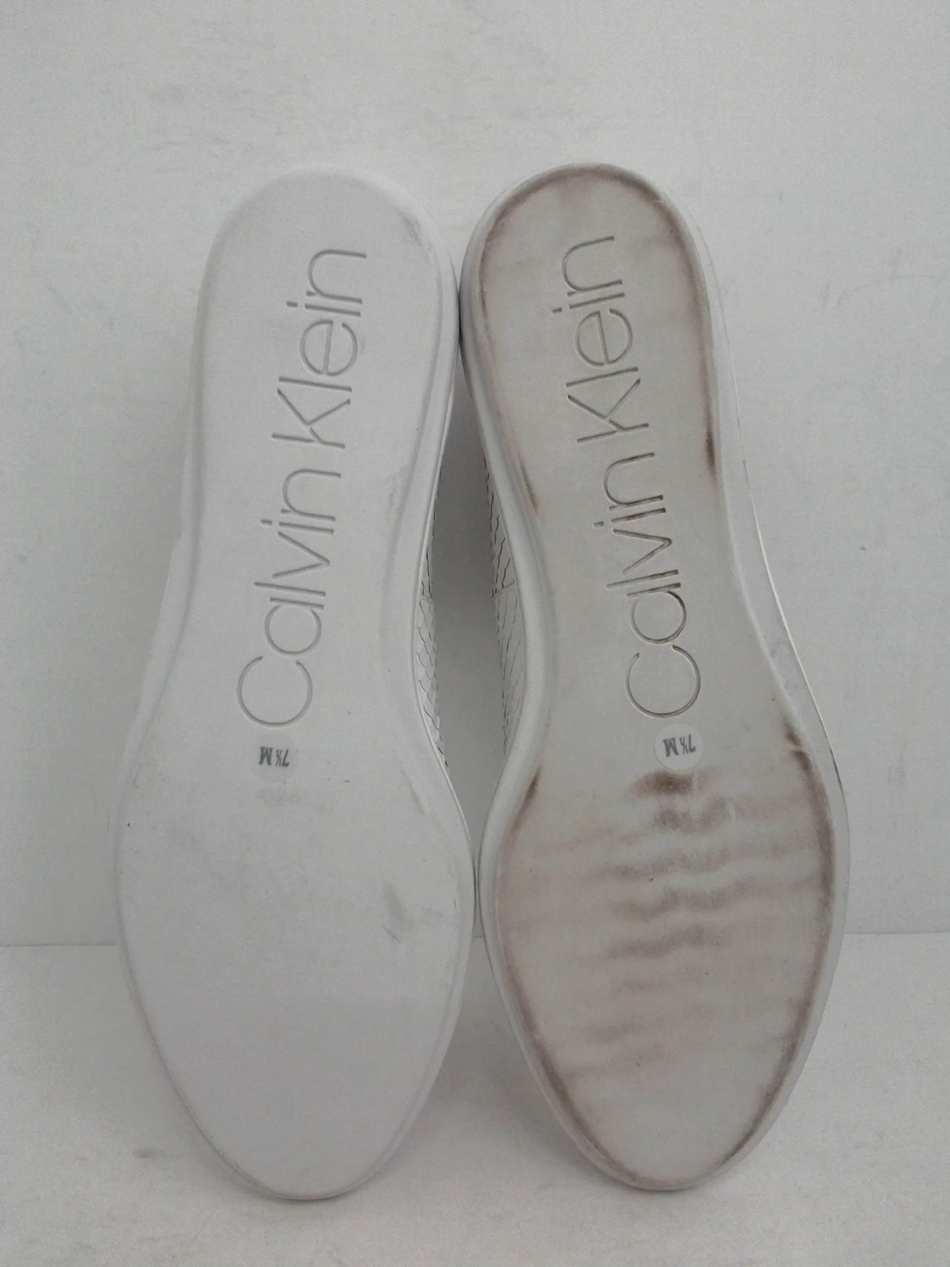 Calvin Klein Women's Issa White Leather Sneakers Size 7.5